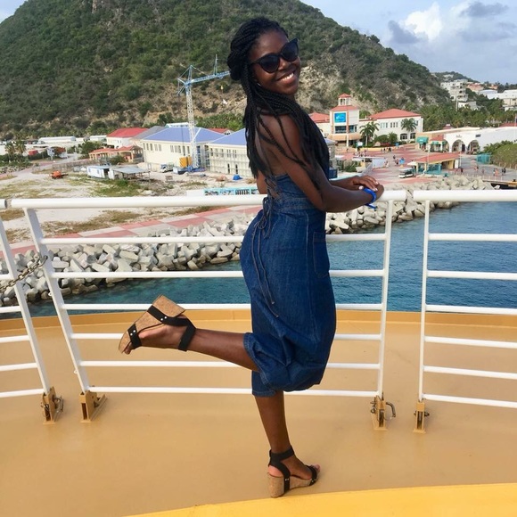 Meet your Posher, Ariel - Picture 1 of 1